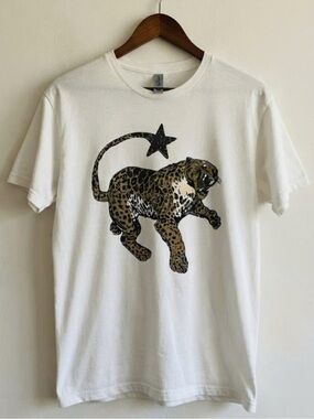 Gildan White Short Sleeve Tee with Leopard & Star Graphic | Unisex Shirt